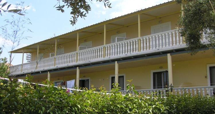 Aparthotel Casa Dyonisia Tsilivi Plános Exterior foto